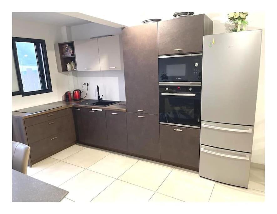 Appartement Le 136 Belle Vue à Le Gosier  Extérieur photo