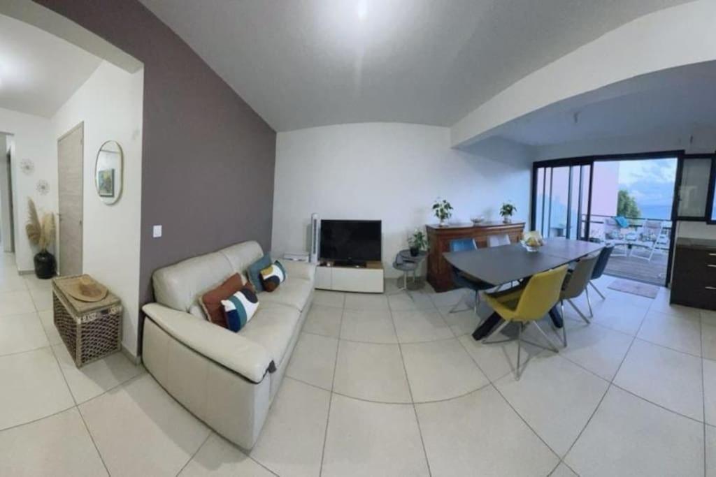 Appartement Le 136 Belle Vue à Le Gosier  Extérieur photo